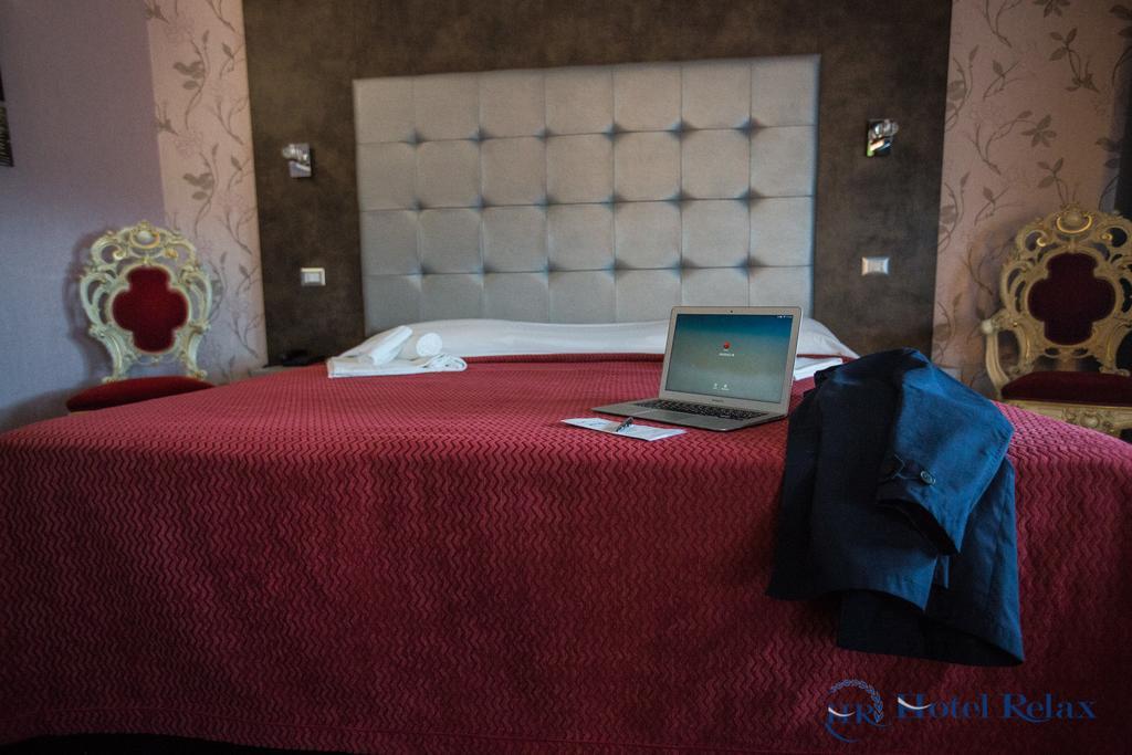 Hotel Relax Roma Nord Fiano Romano Exterior foto