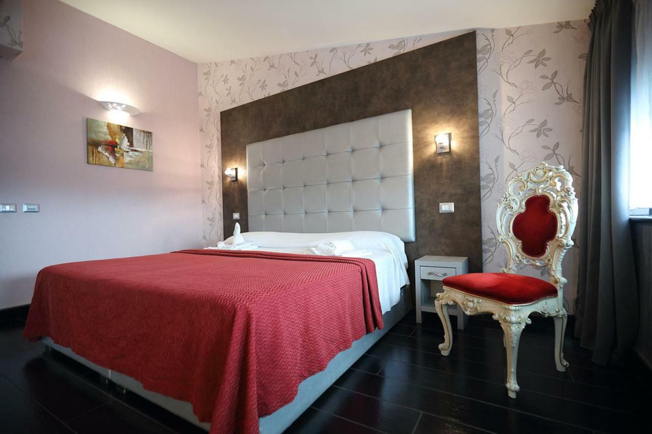 Hotel Relax Roma Nord Fiano Romano Exterior foto